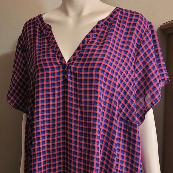 Torrid Plaid V Neck Short Sleeve Tunic Top Womens Plus Size 5X Blouse Oversized - Picture 2 of 12